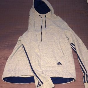 Adidas Sweatshirt Never been worn
